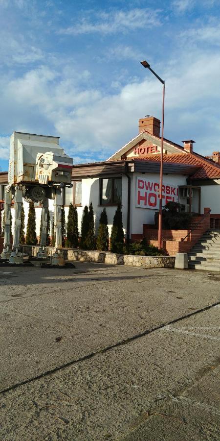 Hotel i Restauracja Dworski Warzymice Zewnętrze zdjęcie